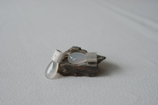 Almond Agate Sap Earrings