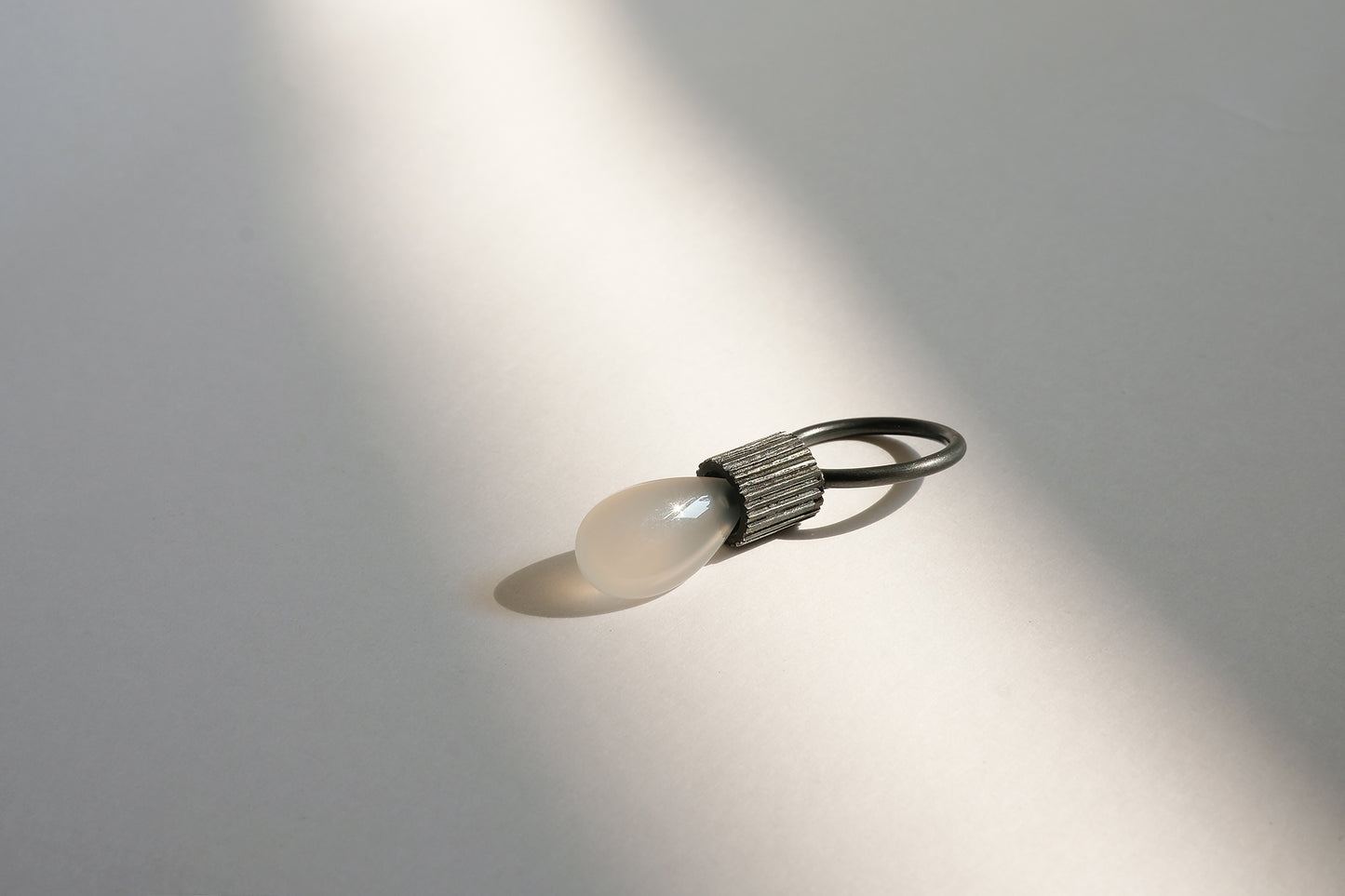 Almond Agate Sap Ring