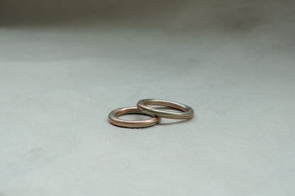 Bi-coloured Gimmel Ring