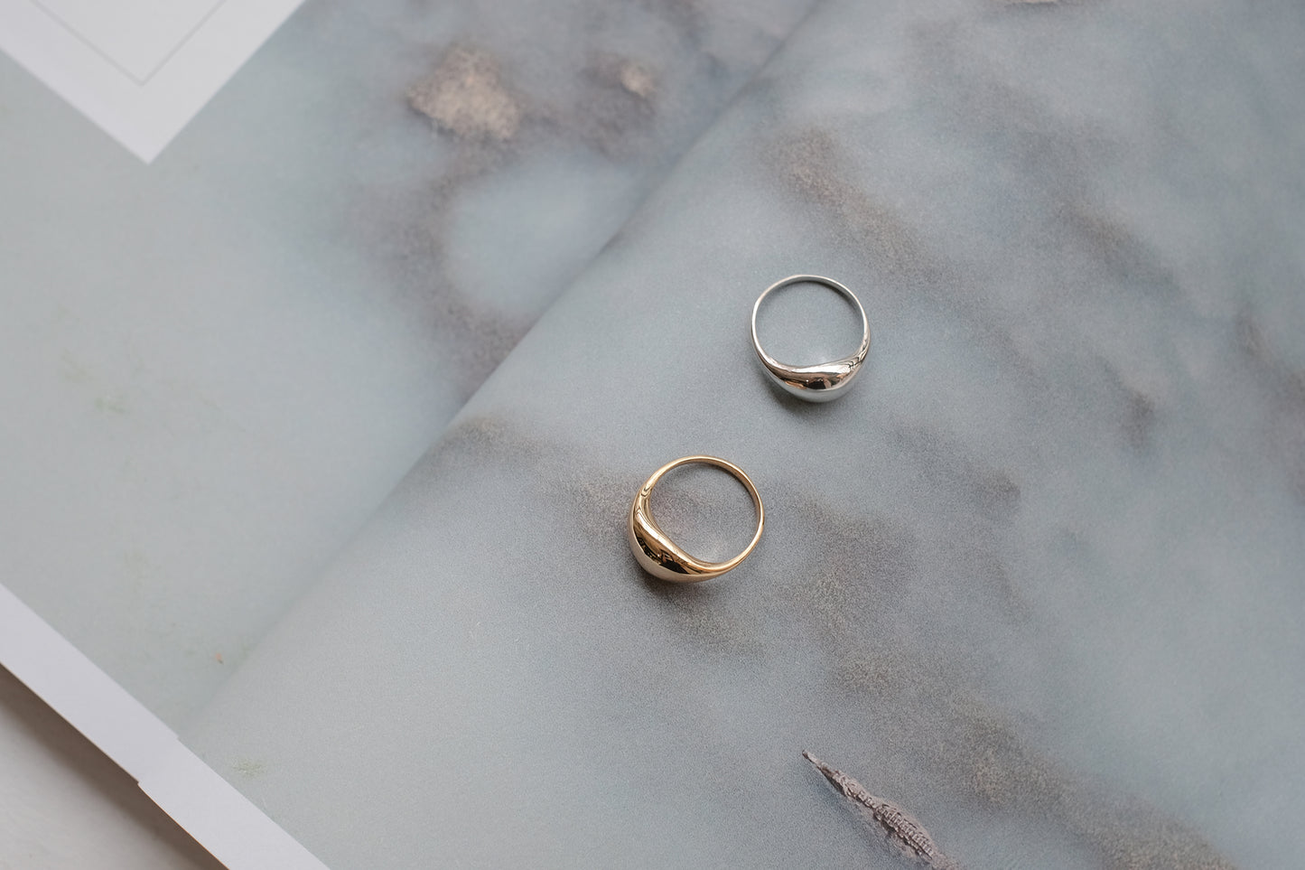 Drop Signet Ring