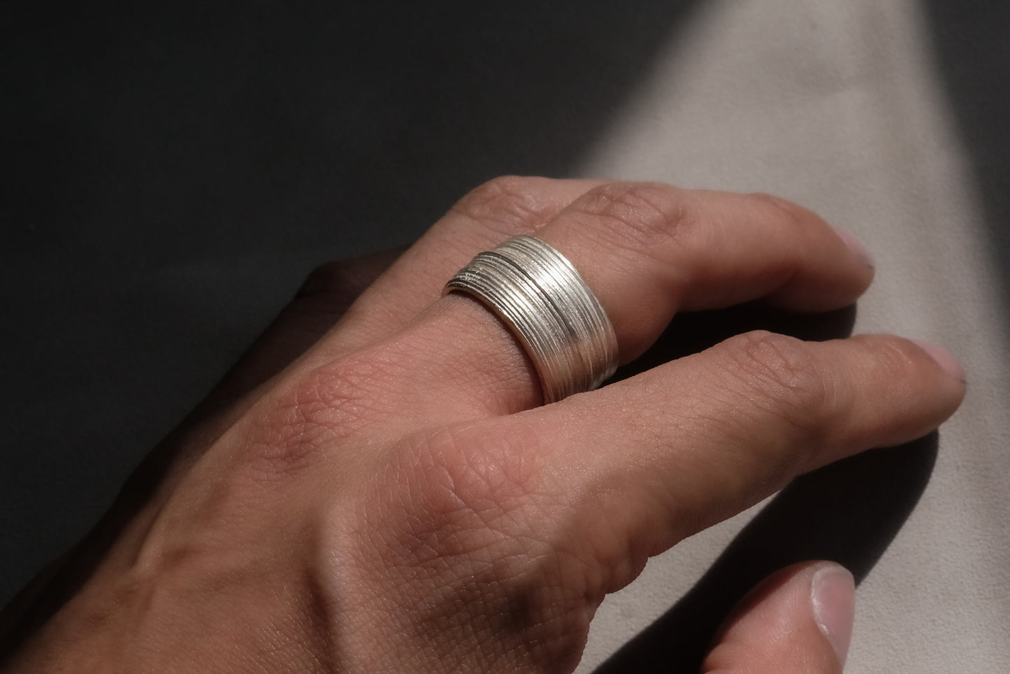 Horizontal Linear Ring