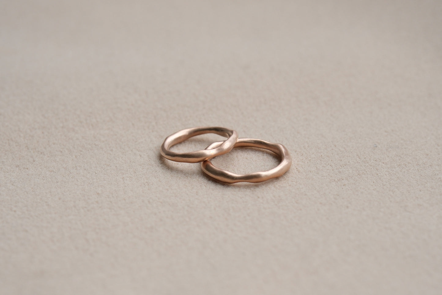 18K Gold Lava Band