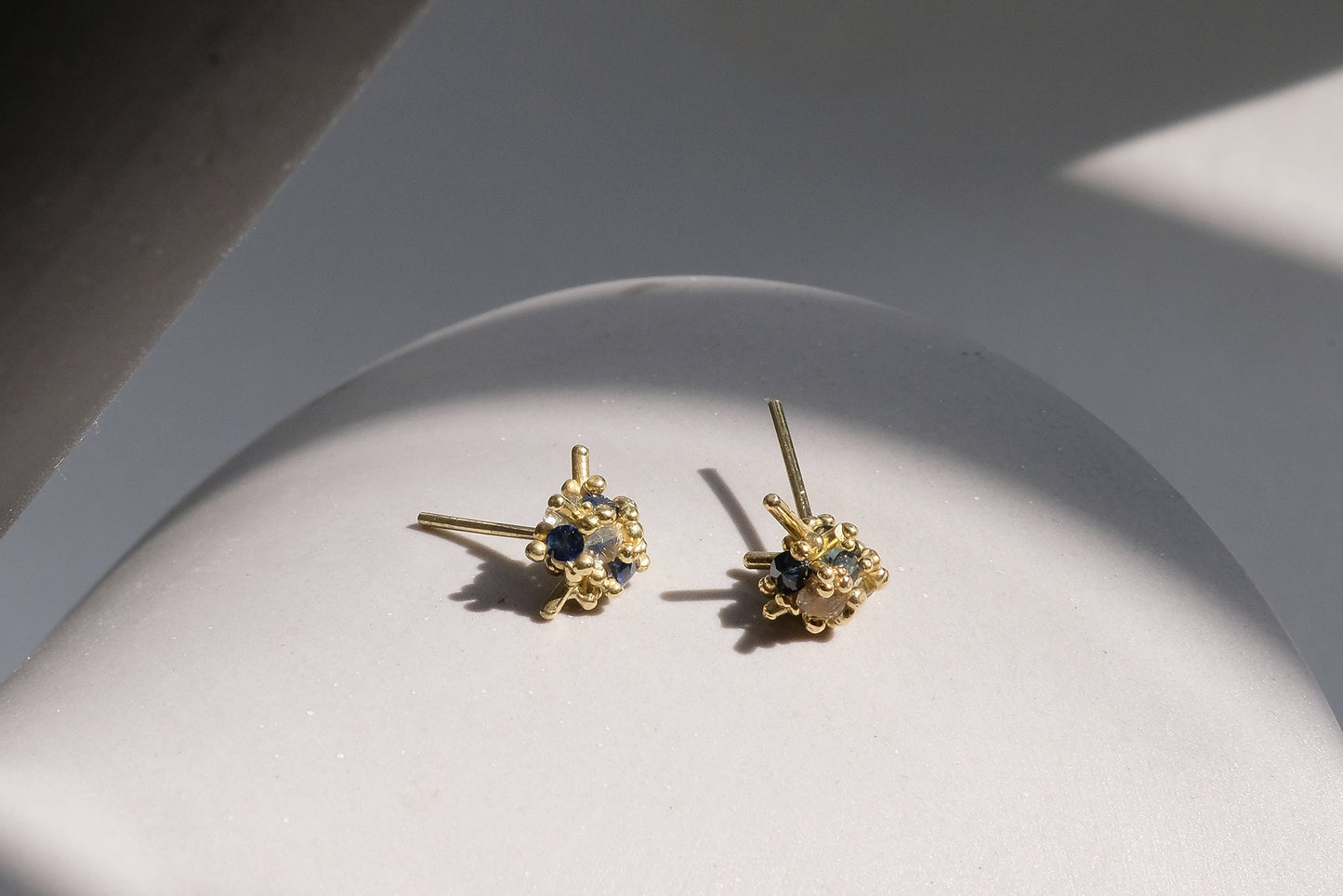Nova Studs