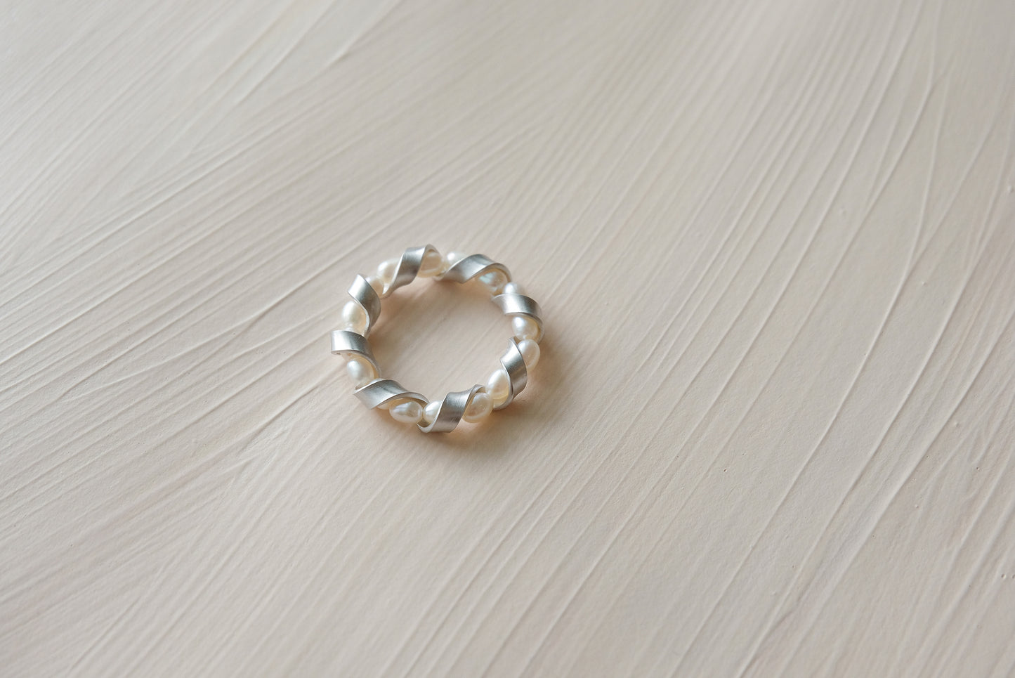 Ribbon Ring