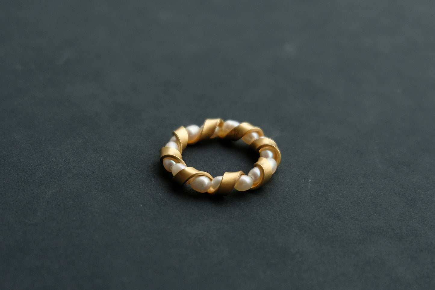 Ribbon Ring