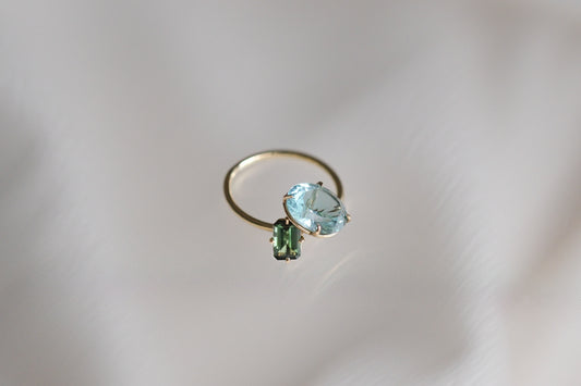 Aquamarine and Green Tourmaline Pirouette Ring