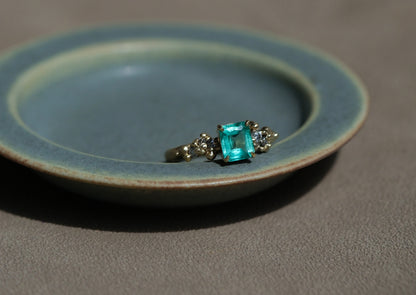 Emerald Stella Ring