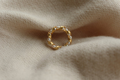 Ribbon Ring